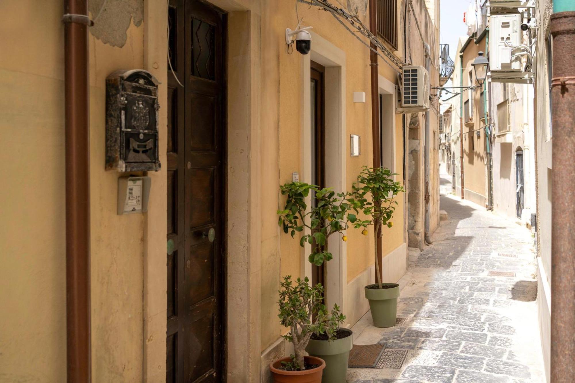 Regina Damarete Ortigia Boutique Apartment Syrakuzy Zewnętrze zdjęcie